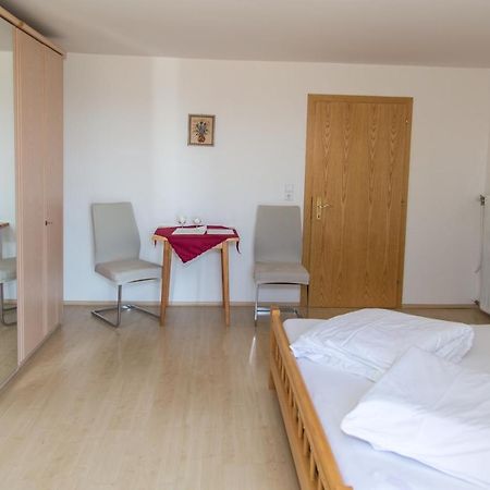 Gaestehaus Grasch Kitzeck im Sausal Esterno foto